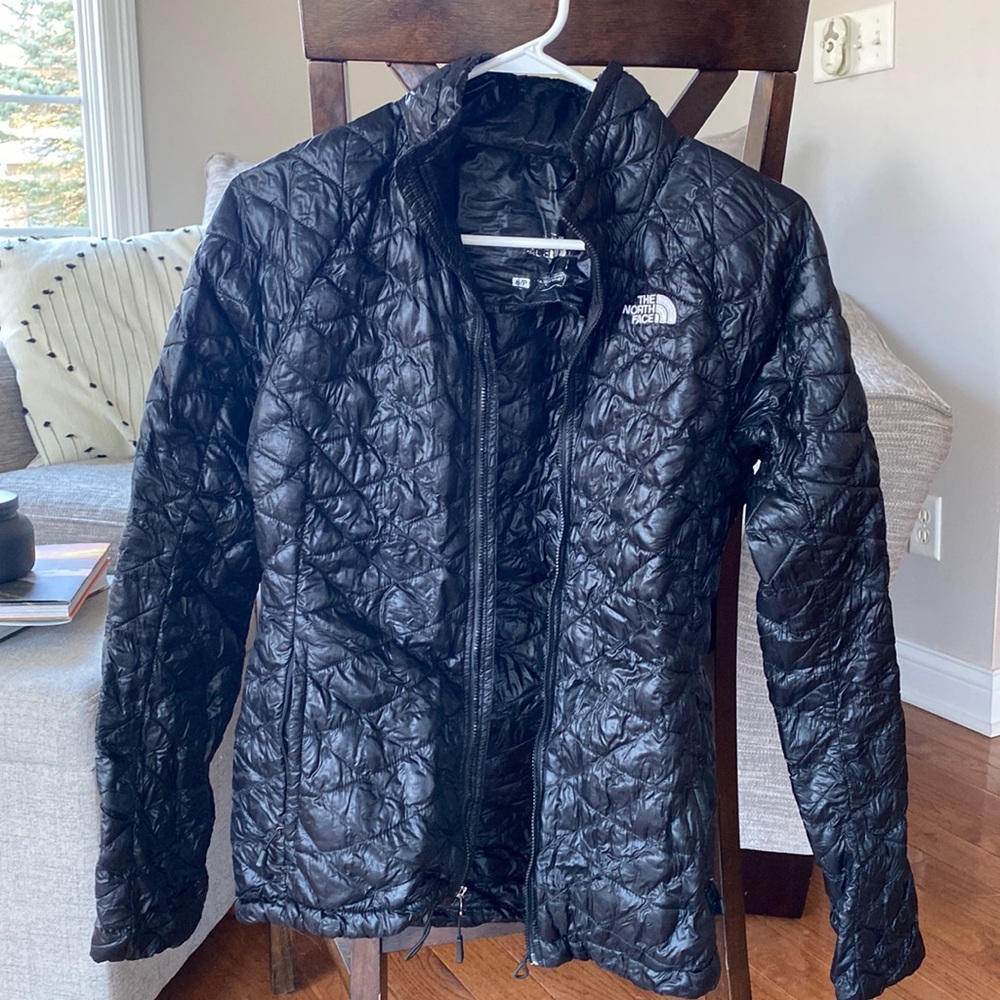 The North Face Puffer Jacket - Black - Small Petite